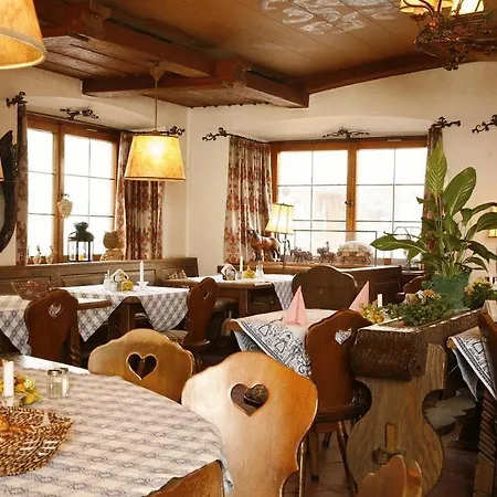 Guest house Alpenrose Mittenwald